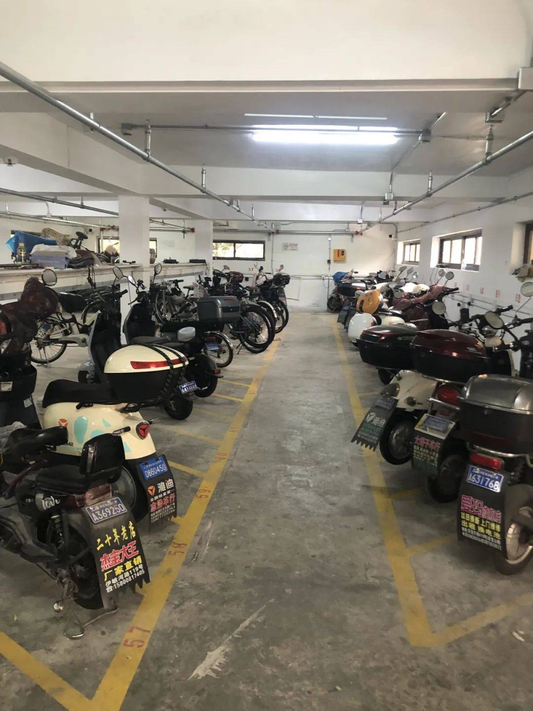 【我為群眾辦實(shí)事】林云 | 三駕馬車齊發(fā)力<strong></p>
<p>停車棚</strong>，林云社區(qū)停車棚舊貌換新顏！:停車棚